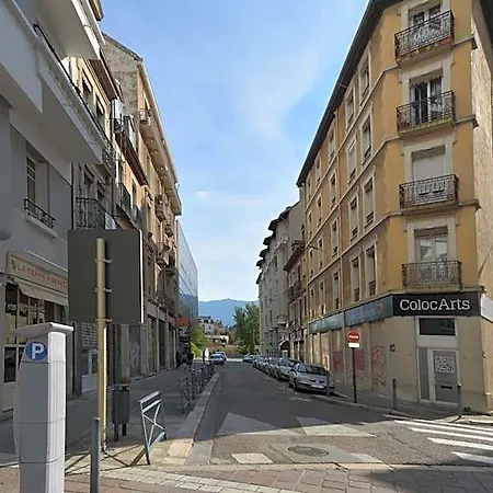 Otel Lux *